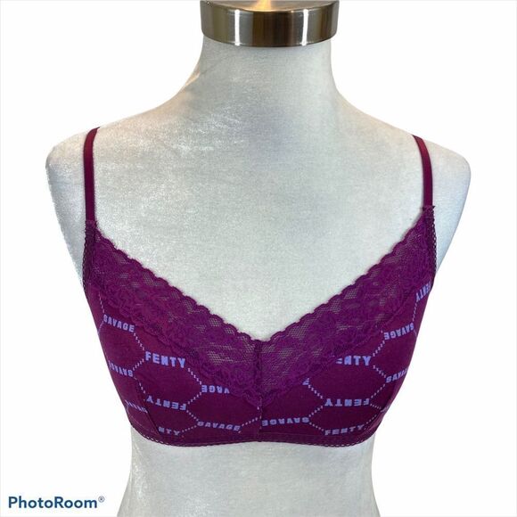 Savage X Fenty Other - Savage X Fenty Unlined Lace‎ Trim Logo Bra Small